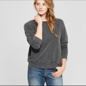 Universal Thread XS Distressed Grey Sweater